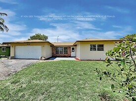 1641 NW 45th St in Oakland Park, FL - Building Photo
