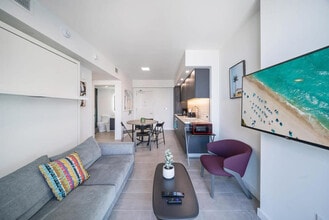 227 NE 2nd St in Miami, FL - Building Photo - Building Photo