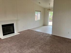 534 San Juan Ct in Merced, CA - Building Photo - Building Photo