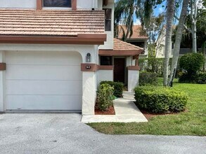 12628 Shoreline Dr in Wellington, FL - Building Photo - Building Photo