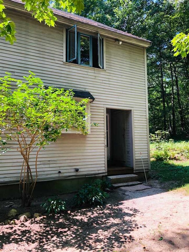 78 Dale St in Wilton, NH - Building Photo - Building Photo