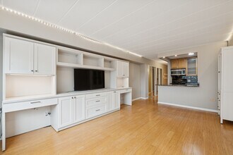 5616 N Kenmore Ave in Chicago, IL - Building Photo - Building Photo