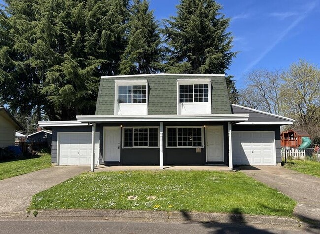 519 Cinderella Loop in Eugene, OR - Building Photo - Building Photo