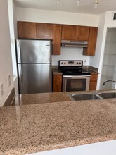 219 NW 12th Ave, Unit San Lorenzo condominium in Miami, FL - Foto de edificio - Building Photo