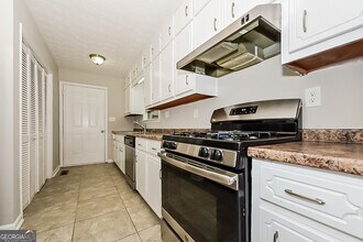 105 Mt Airy Rd in Mcdonough, GA - Building Photo - Building Photo