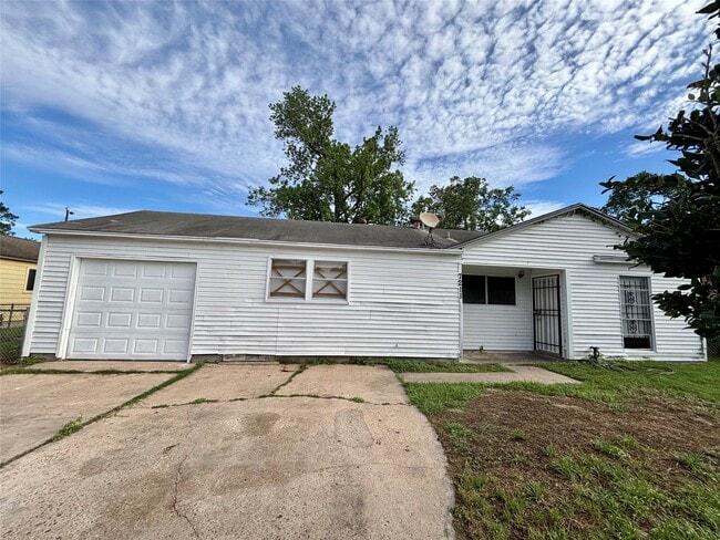 property at 7211 Orlando St