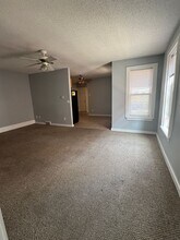 251 W 17th St in Dubuque, IA - Building Photo - Building Photo