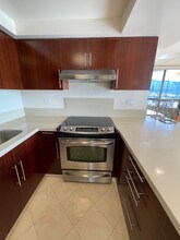 2499 Kapiolani Blvd in Honolulu, HI - Building Photo - Building Photo