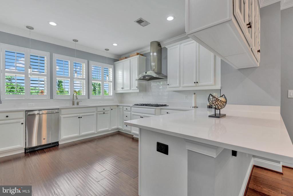 847 Regents Square in Oxon Hill, MD - Building Photo