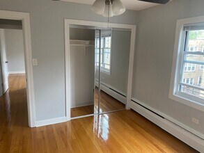 7361 N Ridge Blvd in Chicago, IL - Building Photo - Building Photo