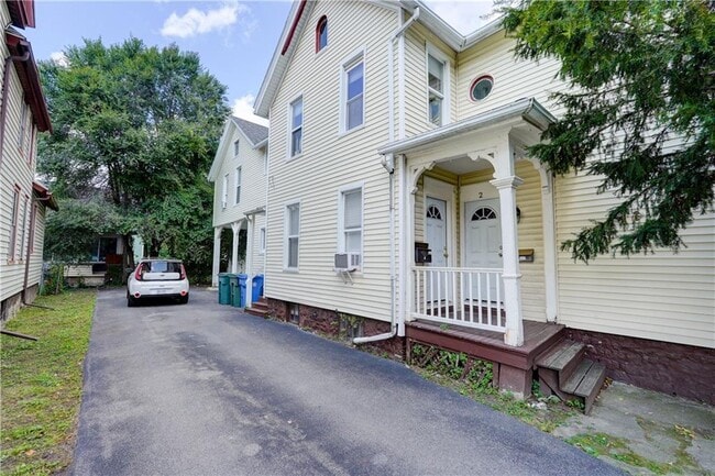 416 Gregory St in Rochester, NY - Building Photo - Building Photo