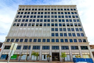 Kahl Lofts in Davenport, IA - Building Photo
