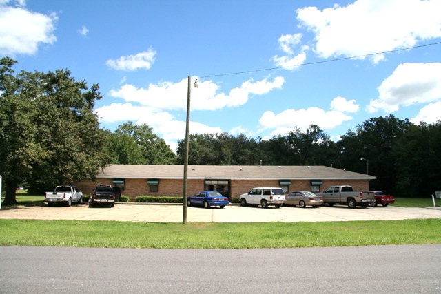 Camellia Garden in Foley, AL - Building Photo