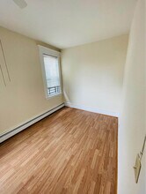 55 Hawkins St, Unit 2nd Floor in Newark, NJ - Building Photo - Building Photo