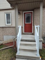 10 Foxglove Crescent in Kitchener, ON - Building Photo