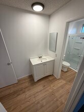 1218 McClellan Dr in Los Angeles, CA - Building Photo - Building Photo