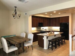 28632 Pietro Dr in Santa Clarita, CA - Building Photo - Building Photo