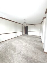 11412 S Harlem Ave in Worth, IL - Building Photo - Building Photo
