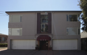 872 Warfield Ave in Oakland, CA - Building Photo - Building Photo