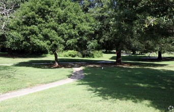 Legacy at Sedgefield in Greensboro, NC - Building Photo - Building Photo