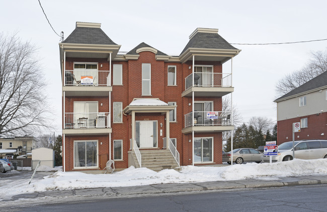 3251 Mont-Royal