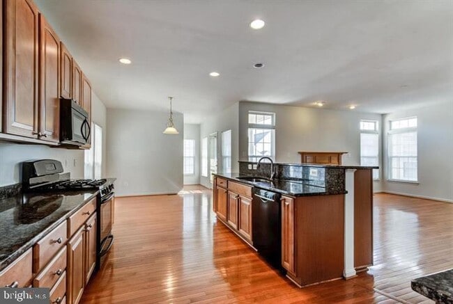 property at 2002 Idlewild Blvd