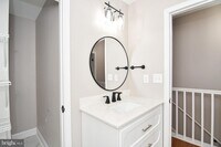 2644 E Hoffman St photo'