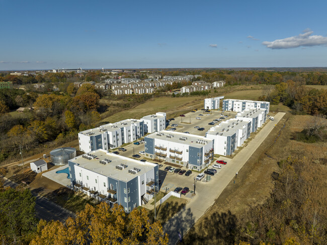 Revery Student Living in Starkville, MS - Foto de edificio - Building Photo