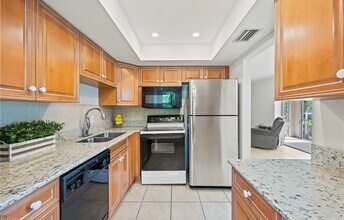 1155 Sandpiper St in Naples, FL - Building Photo - Building Photo