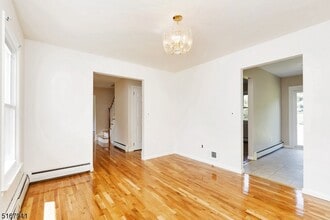 6 Jean Dr in Montville, NJ - Building Photo - Building Photo