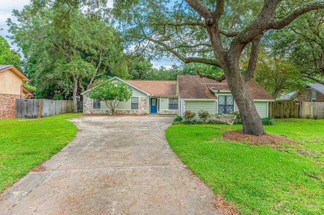 property at 615 St Martin Cove