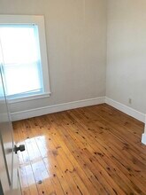 16 Pinkham Pl in Lynn, MA - Building Photo - Building Photo