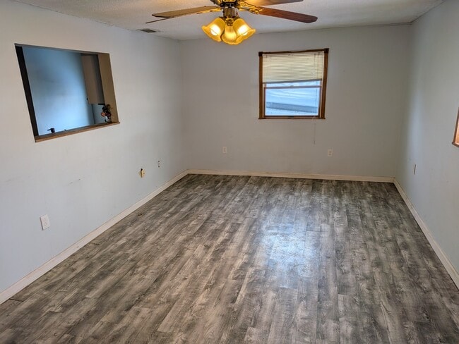 223 School St in Mckees Rocks, PA - Building Photo - Building Photo