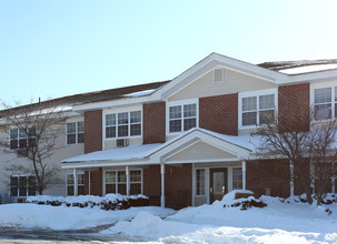 High Pointe at Chatham Senior Apartments in Chatham, NY - Building Photo - Building Photo