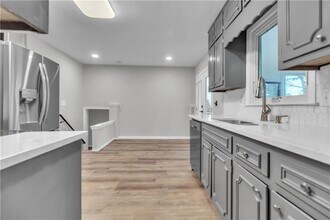 4497 Glenforest Dr NE in Roswell, GA - Building Photo - Building Photo