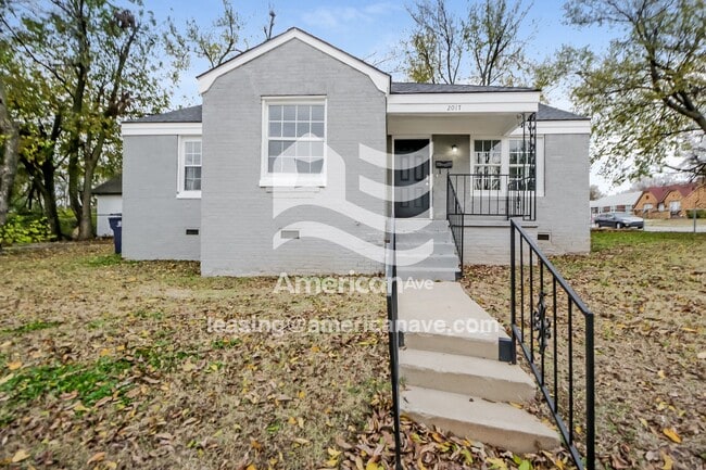 property at 2017 Miramar Blvd