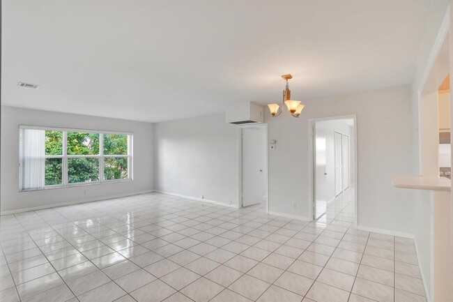 1770 E Las Olas Blvd, Unit LAS OLAS in Fort Lauderdale, FL - Building Photo - Building Photo