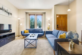 2416 S Tiger Lily Dr in Boise, ID - Foto de edificio - Building Photo