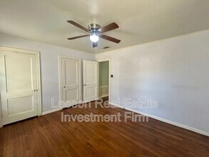 3715 Greenway Pl in Shreveport, LA - Building Photo - Building Photo