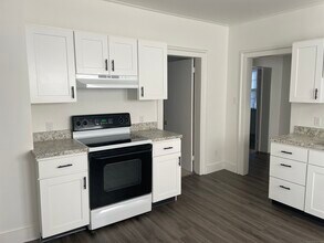 5 Davenport Ave in Westport, CT - Building Photo - Building Photo