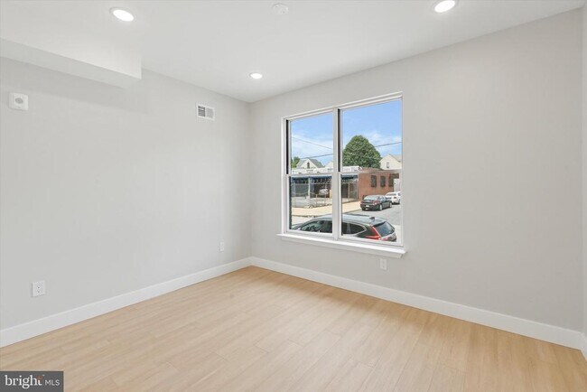 520 W Susquehanna Ave in Philadelphia, PA - Building Photo - Building Photo