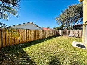 16534 SW 97th Terrace in Miami, FL - Building Photo - Building Photo