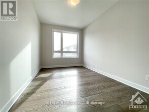 921 Atrium Ridge in Ottawa, ON - Building Photo - Building Photo