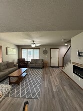8601 Westown Pky, Unit 23106 in West Des Moines, IA - Building Photo - Building Photo