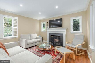 3209 Thornapple St in Chevy Chase, MD - Building Photo - Building Photo