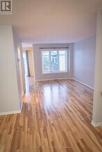 2077 Bergamot Cir in Ottawa, ON - Building Photo - Building Photo