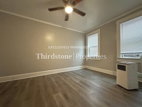 82 W 32nd St in Jacksonville, FL - Foto de edificio - Building Photo