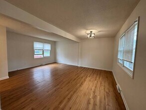 1824 Albany St in Schenectady, NY - Building Photo - Building Photo