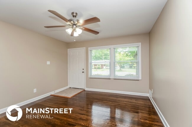 742 King Rd in Jonesboro, GA - Building Photo - Building Photo