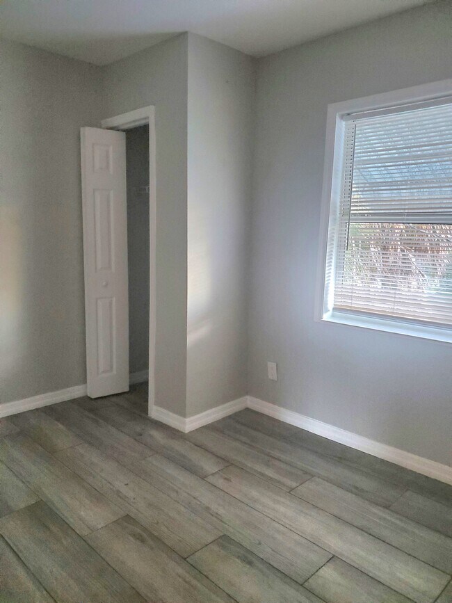 665 28th Ave S in St. Petersburg, FL - Building Photo - Building Photo